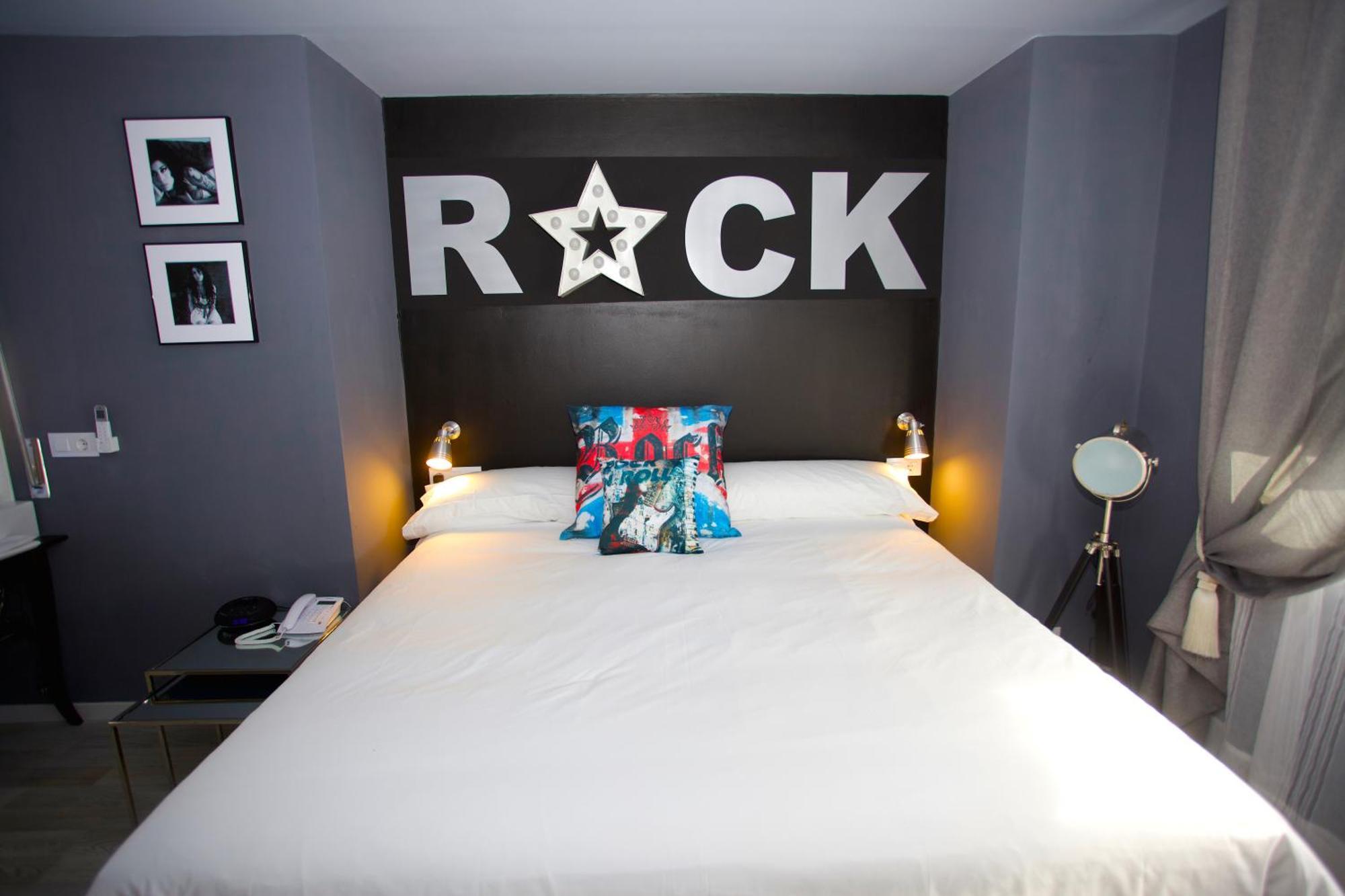 Hotel Apartamentos Rock Star Taboadela Εξωτερικό φωτογραφία