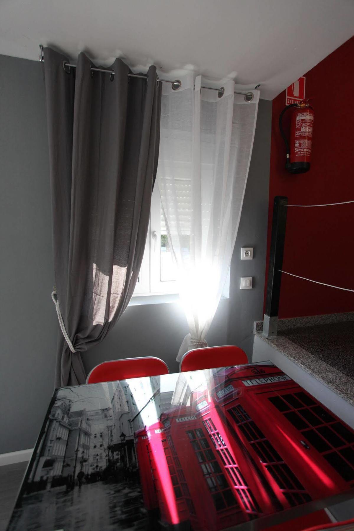 Hotel Apartamentos Rock Star Taboadela Εξωτερικό φωτογραφία
