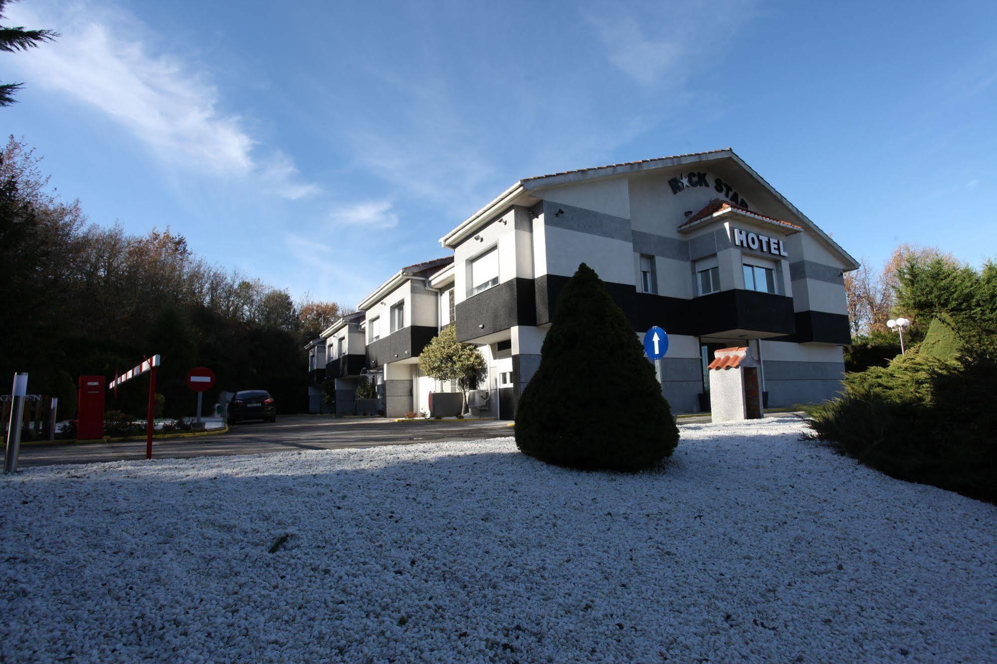 Hotel Apartamentos Rock Star Taboadela Εξωτερικό φωτογραφία